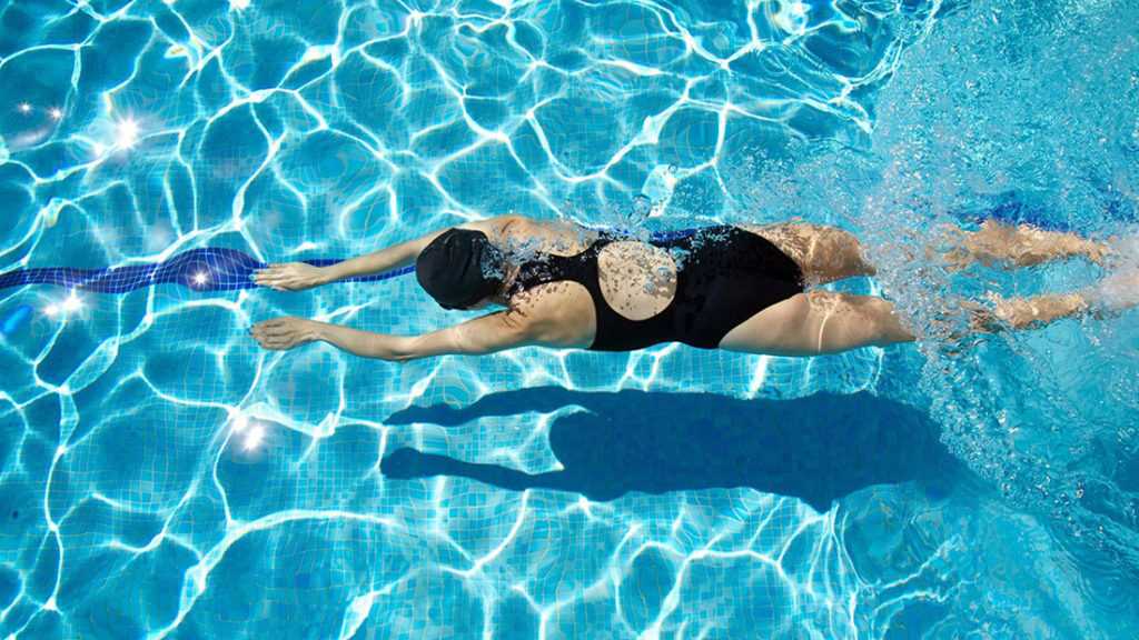 Особенности восстановления после травмы с помощью плавания